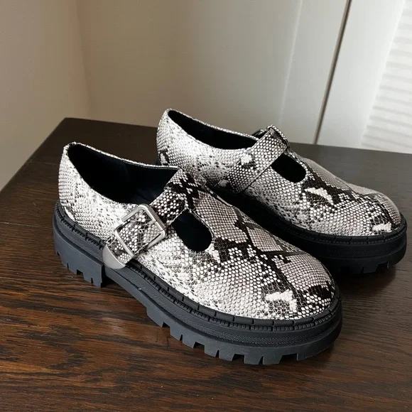 Steve Madden Kamlee Lug Sole Mary Jane. Size 8.5. Never Worn - Picture 5 of 9